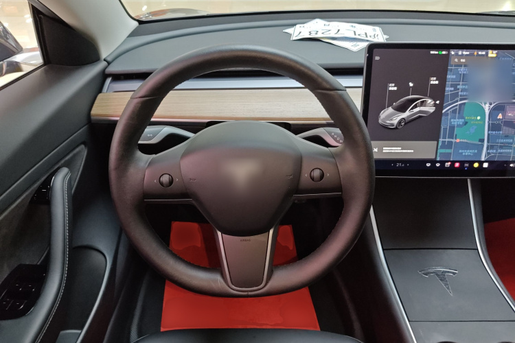 特斯拉 Model 3 2020款 标准续航后驱升级版中控内饰13