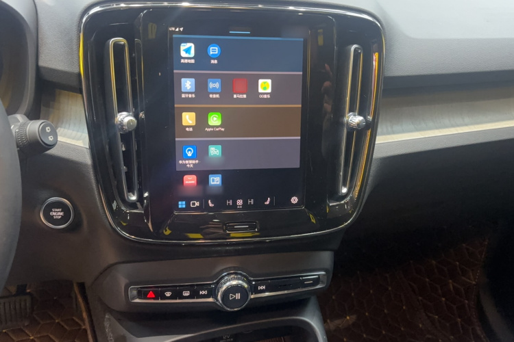 沃尔沃XC40 2023款 B4 四驱智远豪华版局部细节16