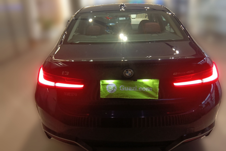 宝马i3 2025款 eDrive 40 L 曜夜套装车身外观6