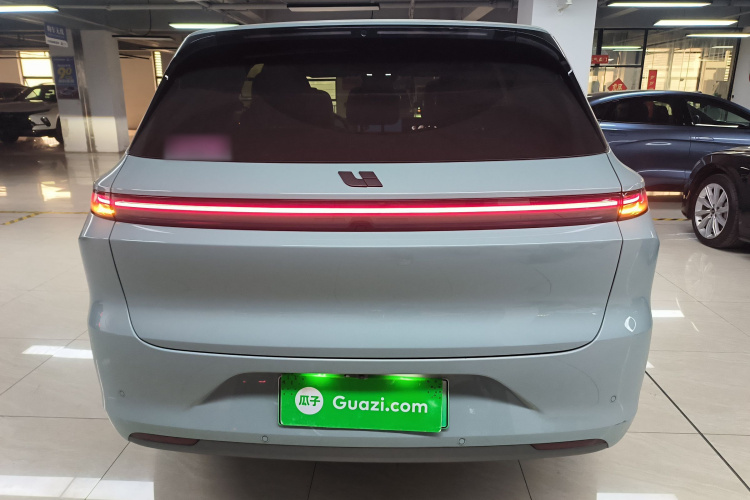 理想汽车 理想L6 2025款 Max 智能焕新版车身外观6004