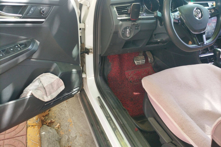 大众 C-TREK蔚领 2018款 230TSI DSG舒适型中控内饰7003