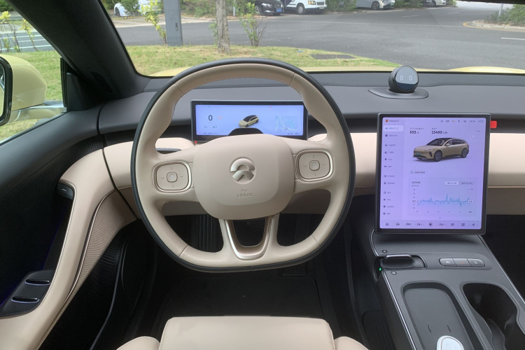 蔚来ET5T 2024款 75kWh Touring中控内饰7010