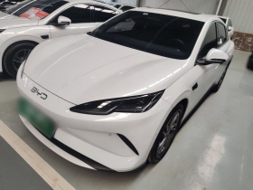 比亚迪 海豹06新能源 2025款 EV 470KM尊荣型