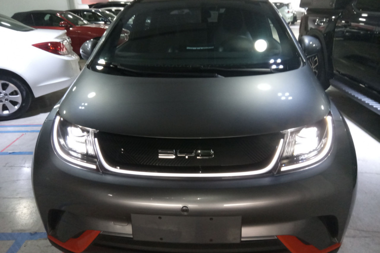 比亚迪 海豚 2021款 405km 时尚版车身外观2