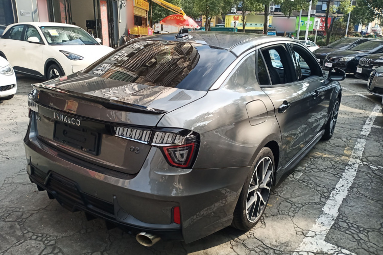 领克03 2022款 2.0TD DCT劲Pro车身外观7