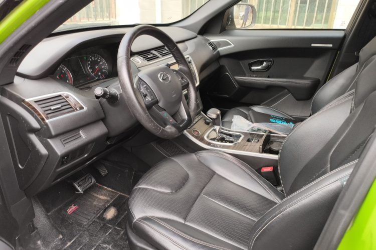 陆风X7 2015款 2.0T 全景尊贵版局部细节19