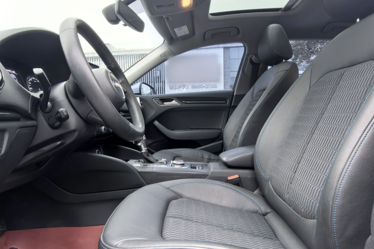 奥迪A3 2020款 Sportback 35 TFSI 时尚型 国VI中控内饰7002