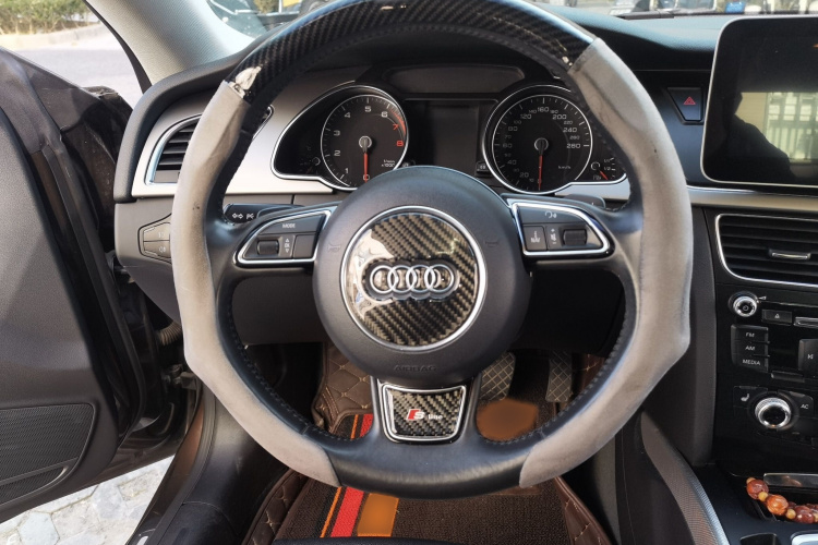 奥迪A5 2012款 2.0TFSI Coupe quattro局部细节13