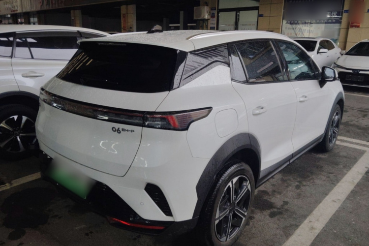 领克06 EM-P 2023款 EM-P 126长续航Pro车身外观7