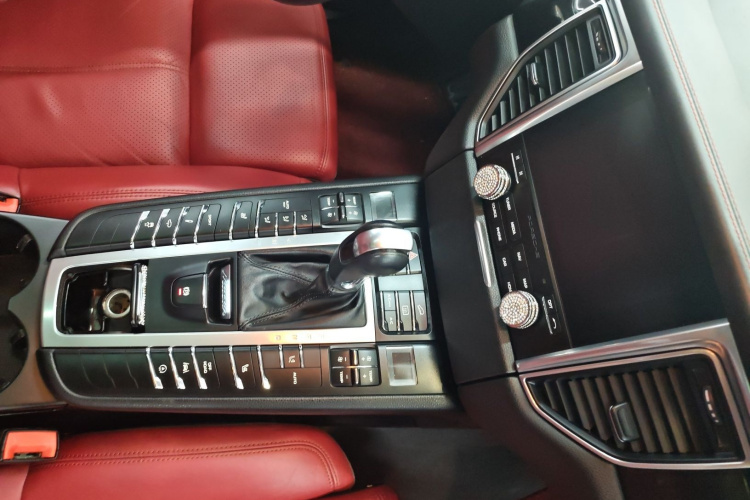 保时捷 2017款  Macan S 3.0T中控内饰7009