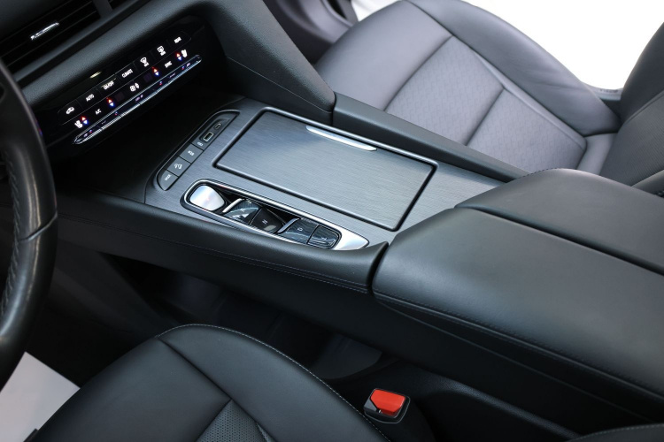 别克 昂科旗 2020款 28T 四驱尊贵型中控内饰7007