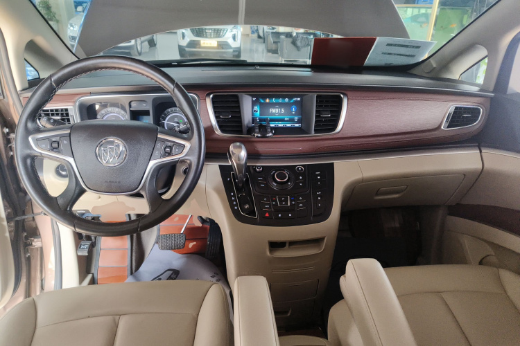 别克GL8 2018款 28T 豪华型 国VI中控内饰12