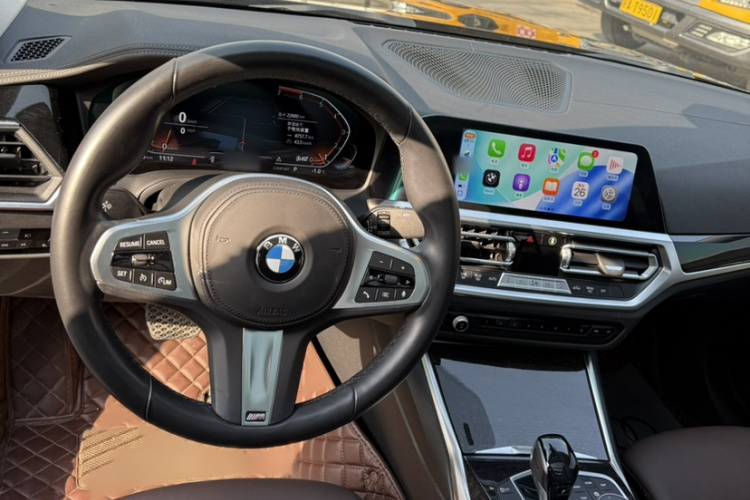 宝马3系 2021款 改款二 325Li M运动套装中控内饰7003