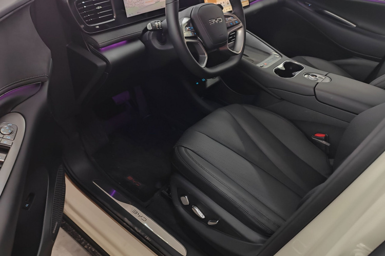 比亚迪 海狮06新能源 2025款 EV 605领航Plus版中控内饰7002