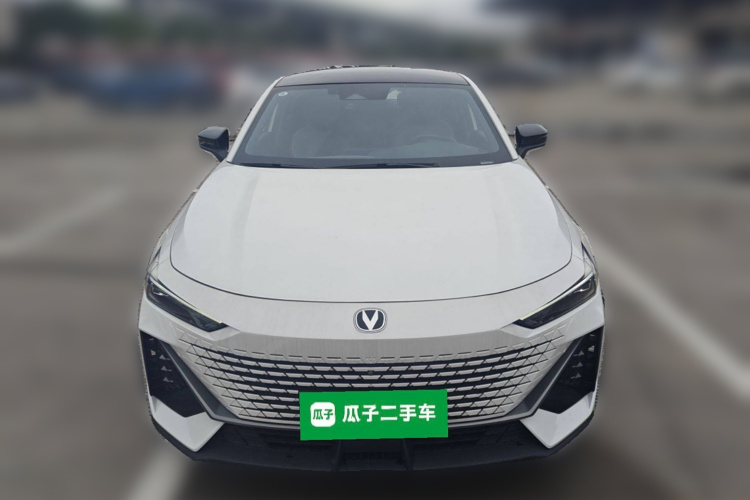 长安UNI-V 2022款 1.5T 智慧领航型车身外观6001