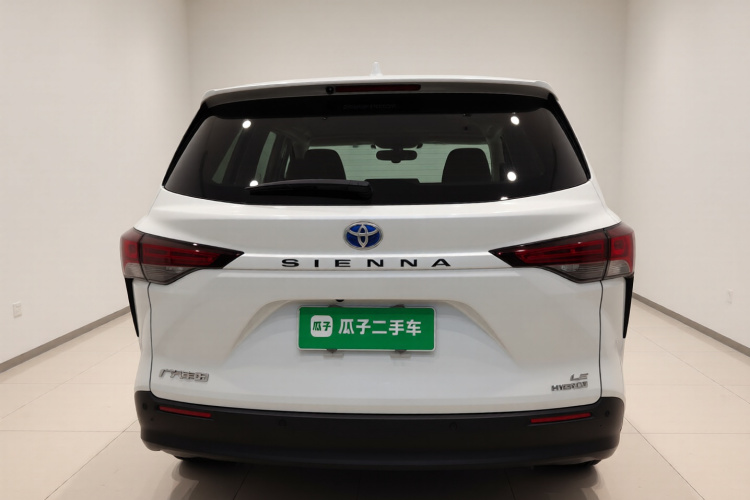 丰田 赛那SIENNA 2023款 2.5L混动 舒适版车身外观6