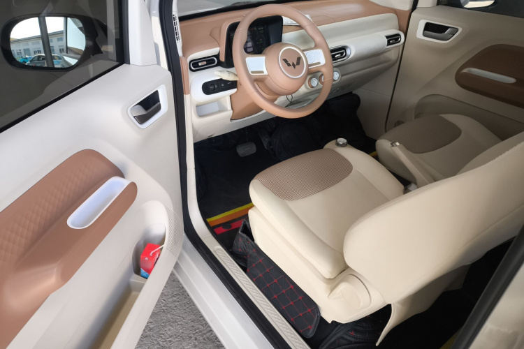 五菱汽车 宏光MINIEV 2024款 第三代 215km 青春版中控内饰20