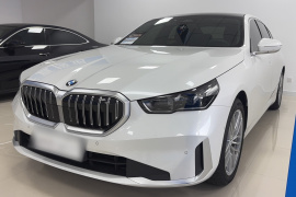 宝马5系 2024款 525Li 豪华套装