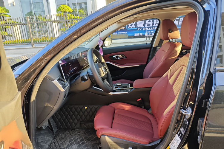 宝马i3 2022款 eDrive 35 L中控内饰7011