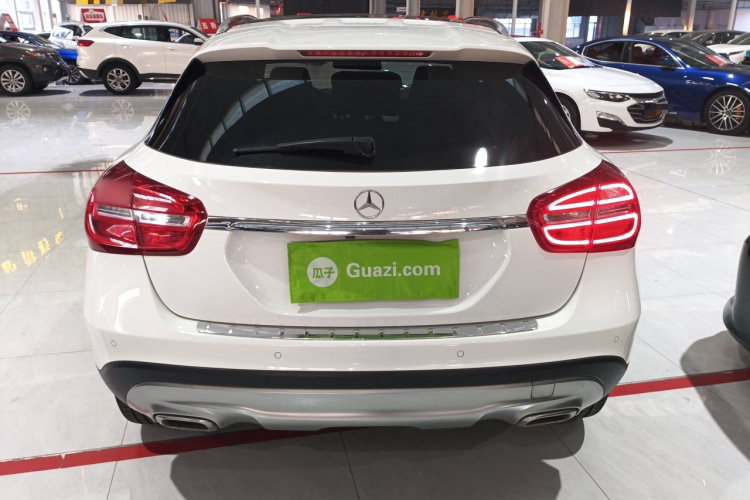 奔驰GLA 2015款 GLA 200 时尚型车身外观6