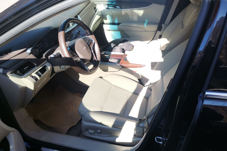 凯迪拉克XTS 2016款 28T 技术型中控内饰19