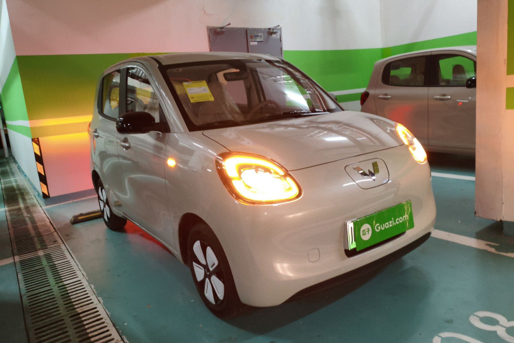 五菱汽车 宏光MINIEV 2025款 四门版 进阶款车身外观3