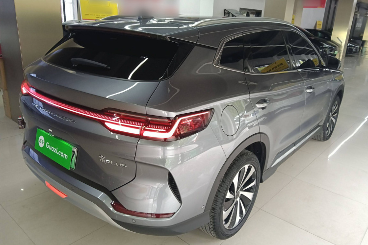 比亚迪 宋PLUS新能源 2023款 冠军版 DM-i 150KM 旗舰PLUS 5G车身外观6005