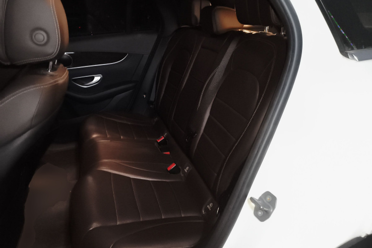 奔驰GLC 2018款 GLC 260 4MATIC 动感型中控内饰7004