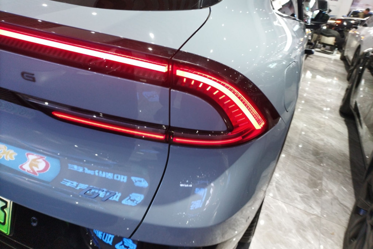 小鹏G7 2025款 702 超长续航 Max车身外观9