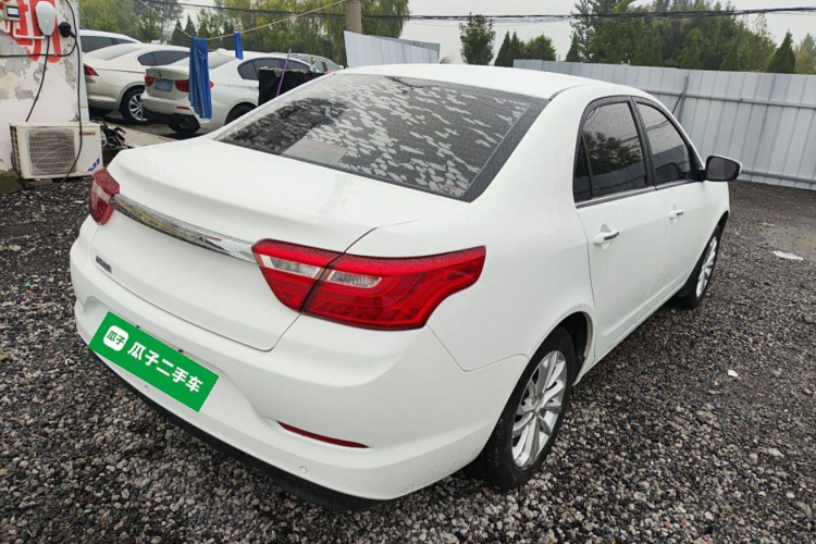 吉利汽车 远景 2020款 改款 1.5L 手动亚运版车身外观7