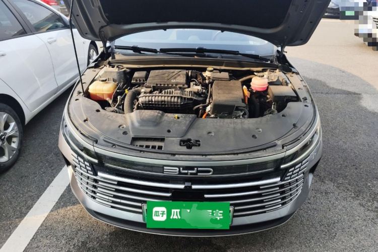 比亚迪 驱逐舰05 2023款 冠军版 DM-i 120KM 旗舰型机舱底盘24