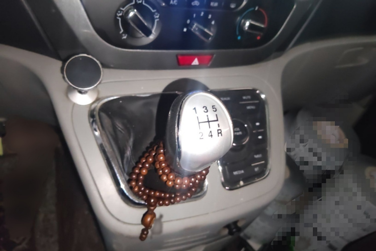 江淮瑞风 瑞风M3 2016款 宜家版 1.6L 豪华智能型局部细节18