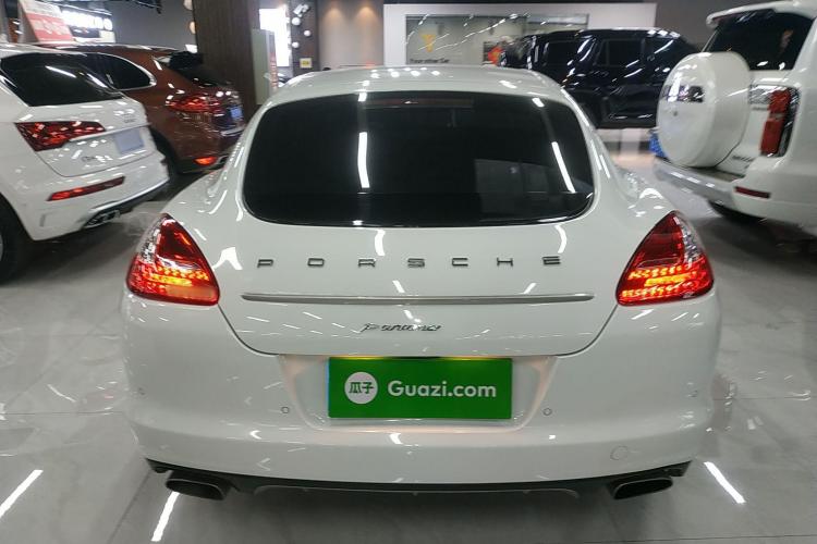 保时捷 2013款 Panamera 4 Platinum Edition 3.6L车身外观6