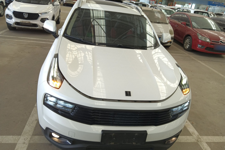 领克01 2019款 2.0T 两驱纯版 国VI车身外观2