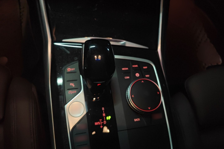 宝马3系 2020款 325Li M运动套装局部细节18