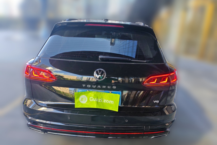 大众 途锐 2022款 3.0TSI 锐享版 曜黑运动套装车身外观6005