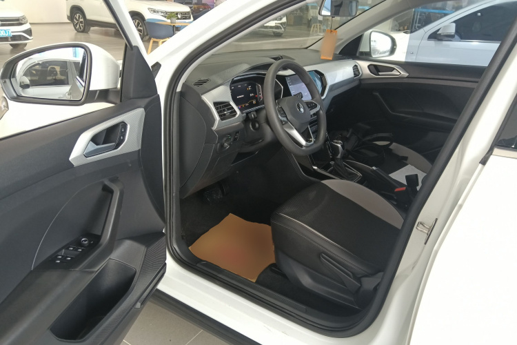 大众 探影 2023款 200TSI DSG 悦智联版中控内饰20