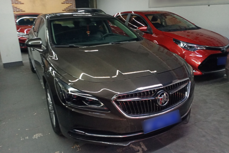 别克 君越 2018款 20T 精英型车身外观3