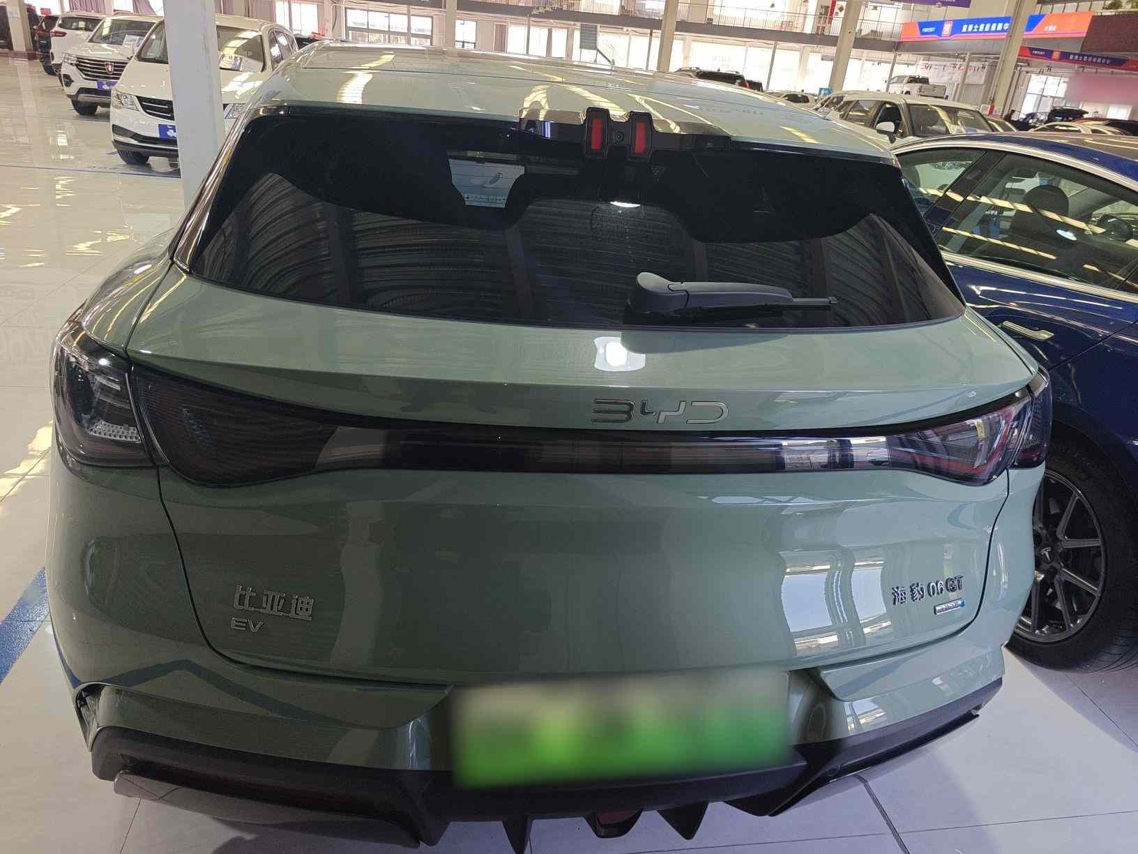 比亚迪 海豹06GT 2025款 智驾版 605热浪版(4)