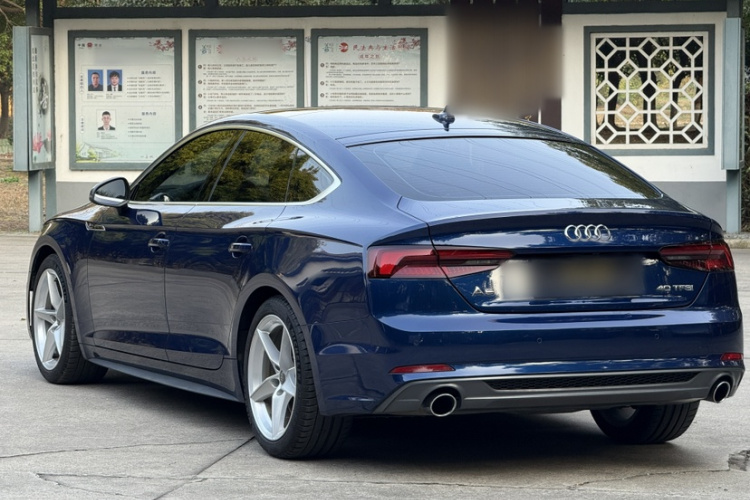 奥迪A5 2017款 Sportback 40 TFSI 时尚型车身外观6007