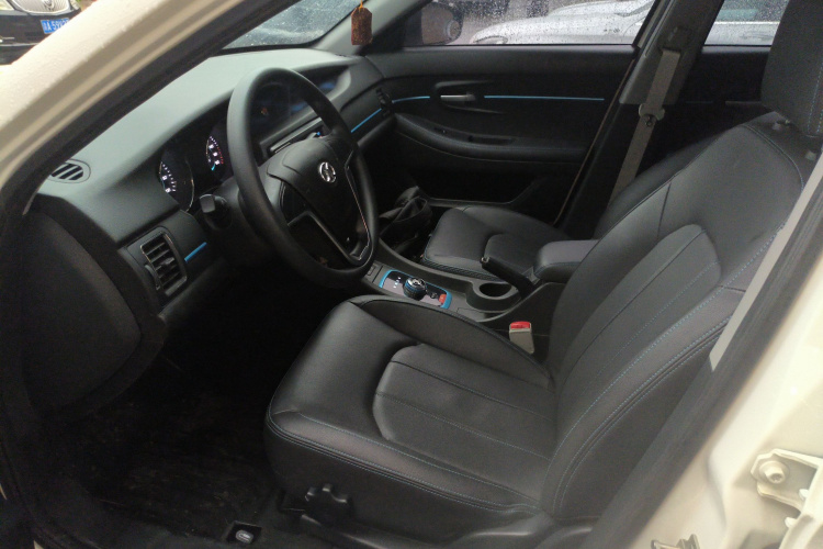 北汽新能源EU 2018款 EU快换乐途版局部细节19