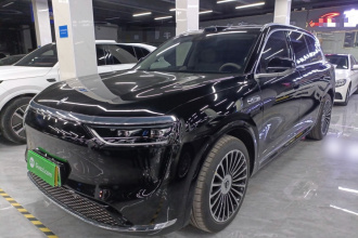 鸿蒙智行 问界M8 2025款 纯电 Max+ 六座四驱版