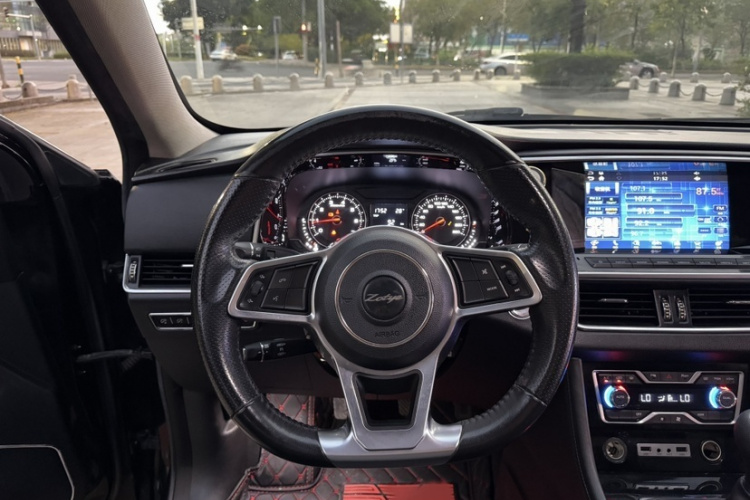 众泰T600 Coupe 2017款 1.5T 手动尊享型局部细节13