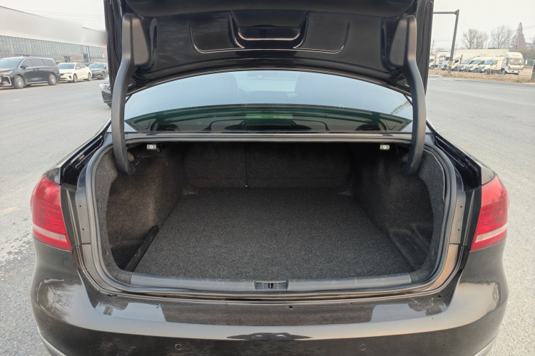 大众 帕萨特 2013款 2.0TSI DSG至尊版局部细节23