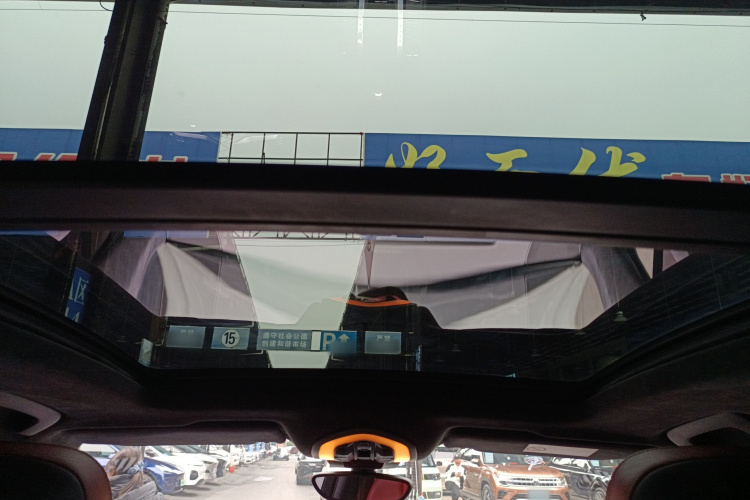 保时捷 2017款  Macan Turbo 3.6T中控内饰22