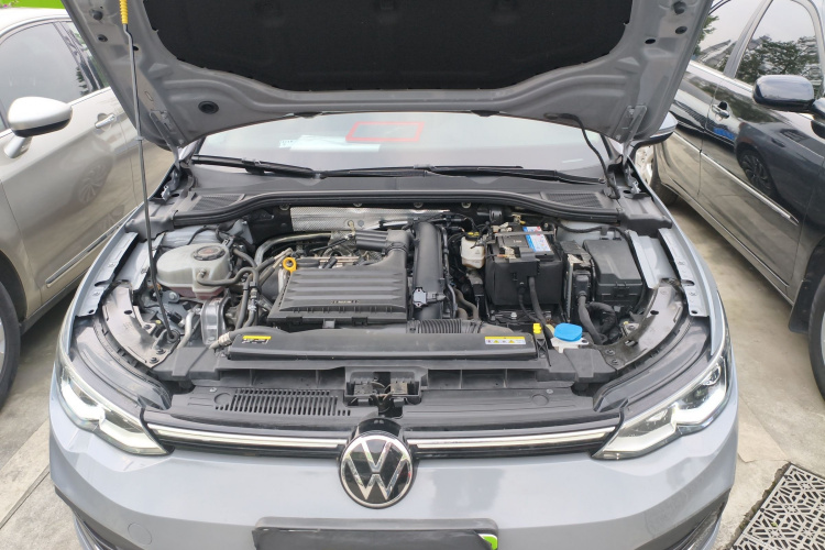大众 高尔夫 2021款 280TSI DSG Pro机舱底盘24