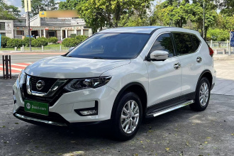 日产 奇骏 2019款 2.0L CVT舒适版 2WD