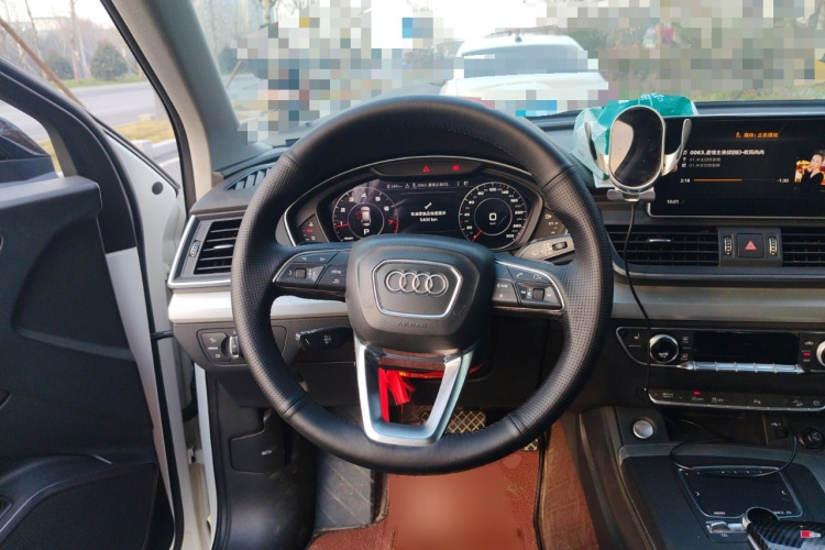 奥迪Q5L 2020款 40 TFSI 荣享时尚型局部细节13