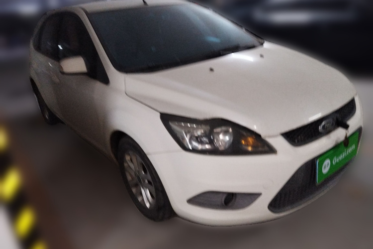 福特 福克斯 2013款 两厢经典 1.8L 手动基本型车身外观3