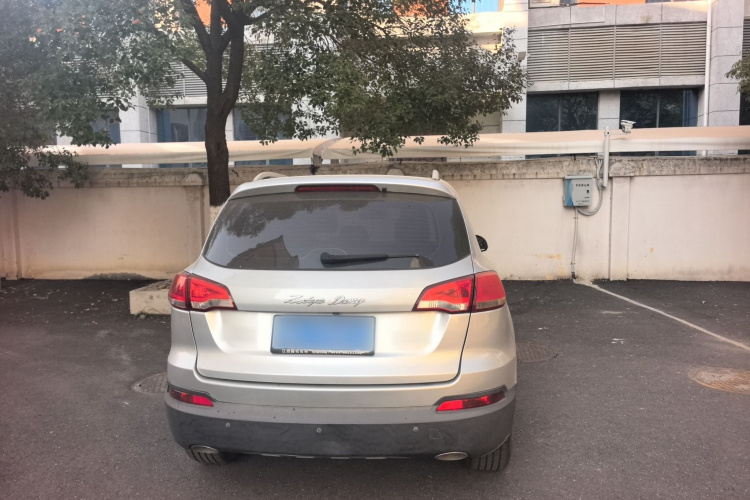 众泰 大迈X5 2017款 升级版 1.5T CVT知县型车身外观6003